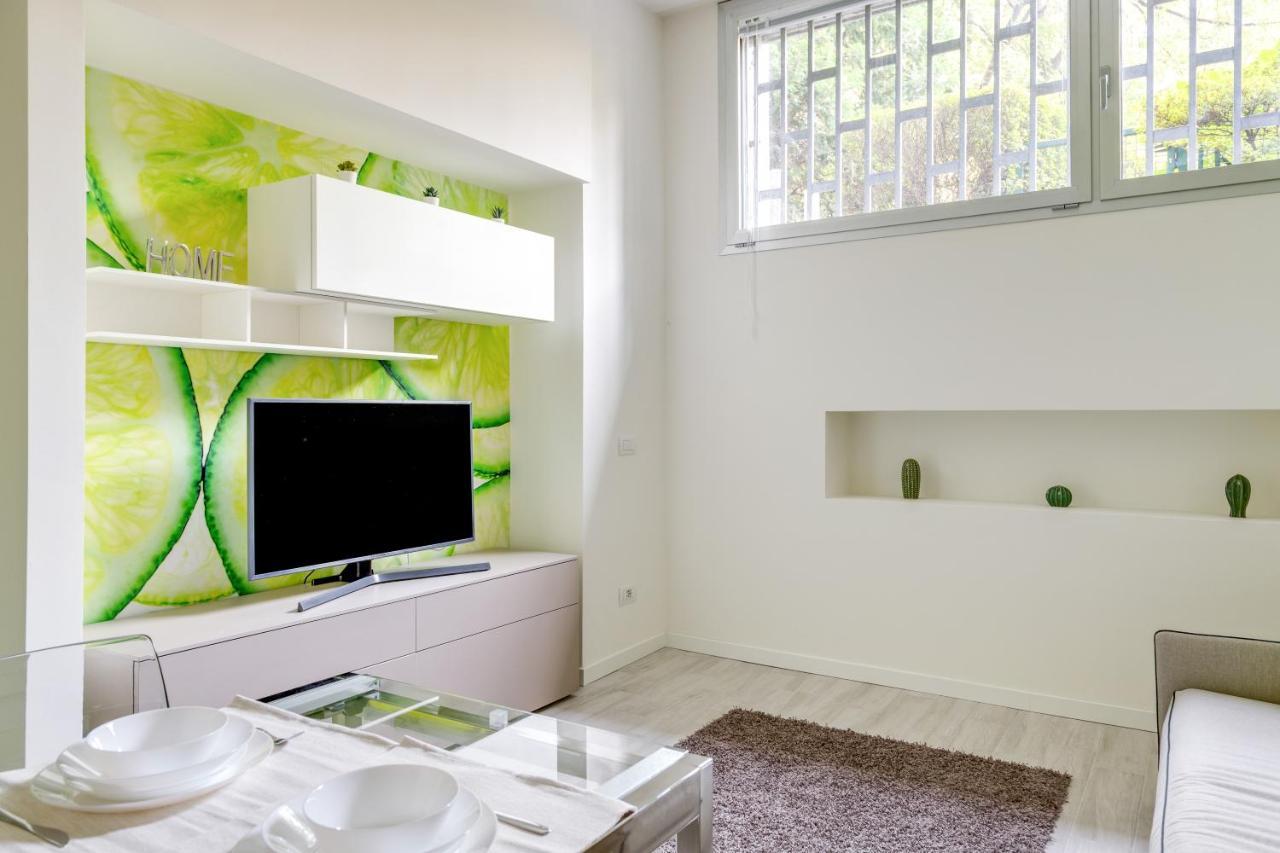Modernissimo Loft In Porta Romana, A 200M Dalla Bocconi Milão Exterior foto